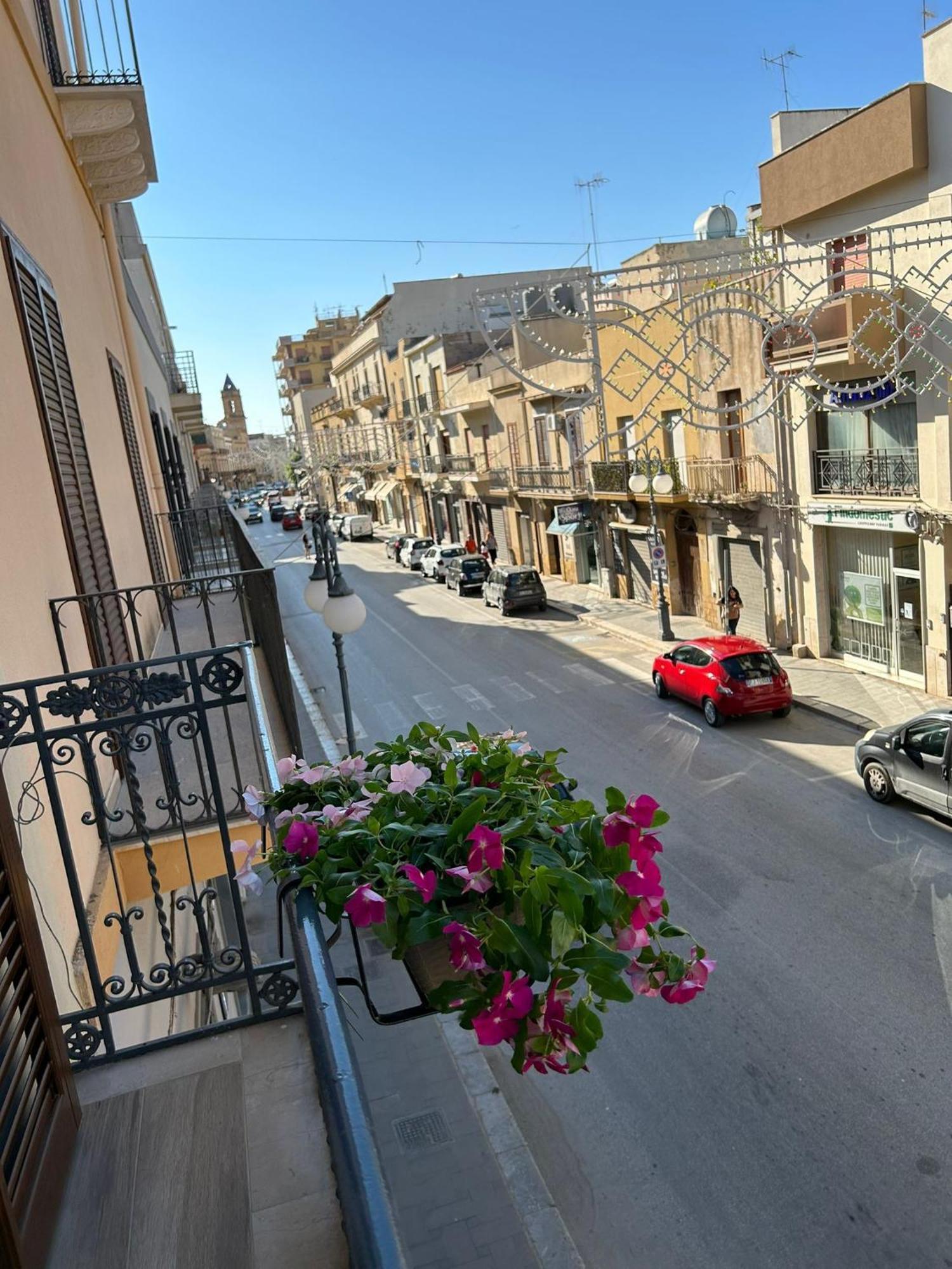 Bon Bon Apartment Мадзара дел Вало Екстериор снимка